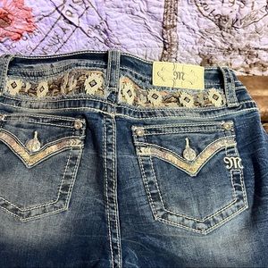 New Miss Me bootcut jeans size 29 without tags